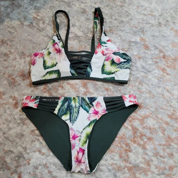 Tinibikini Tropical Green and Pink Floral‎ Bikini - Small / Medium - Picture 3 of 11